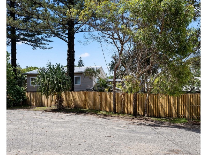 7 Ocean Avenue, New Brighton NSW 2483