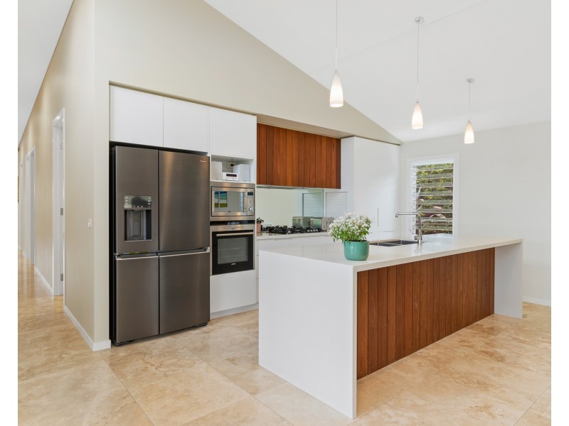 11 Dehnga Place, Suffolk Park NSW 2481