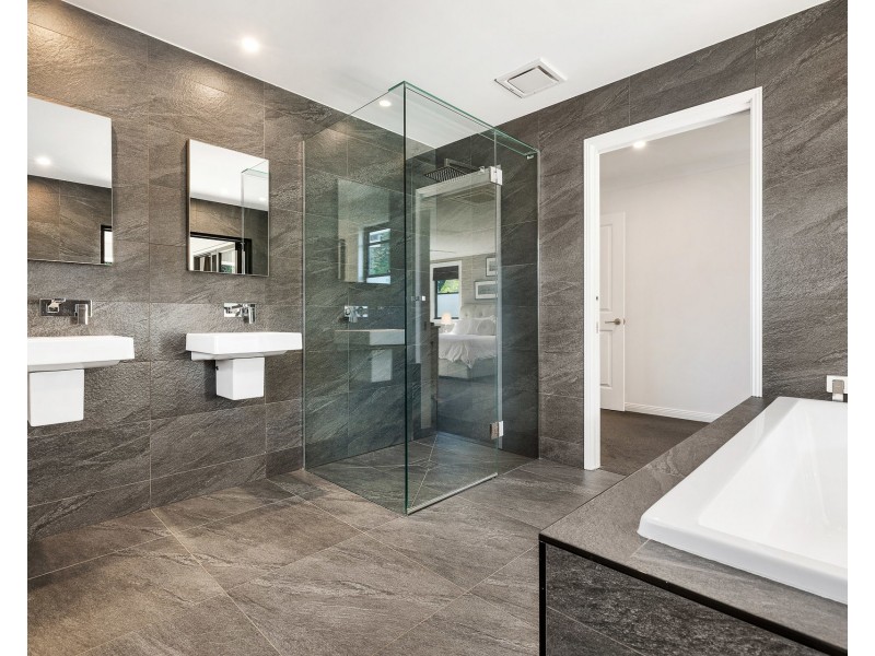 28 Armstrong Street, Suffolk Park NSW 2481