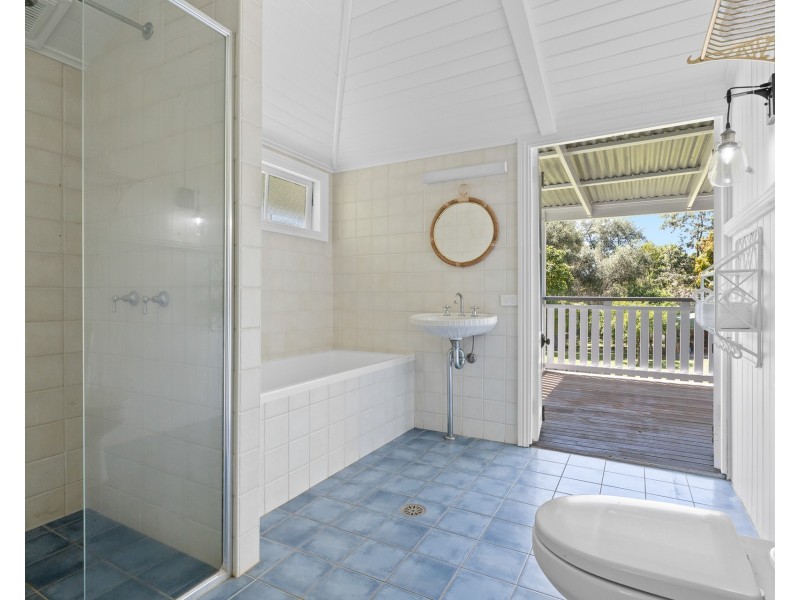 38 Avocado Crescent, Ewingsdale NSW 2481