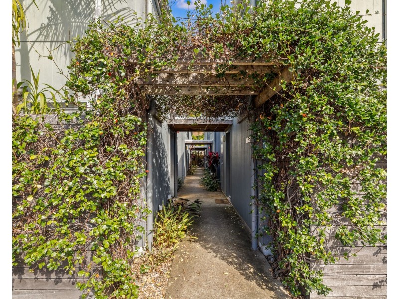 18 Sunrise Boulevard, Byron Bay NSW 2481