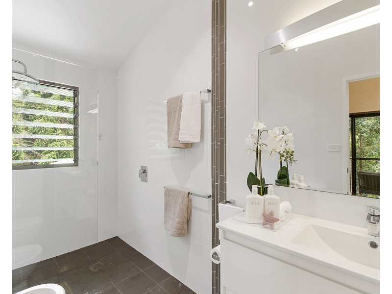 20 Taylors Lane, Ewingsdale NSW 2481
