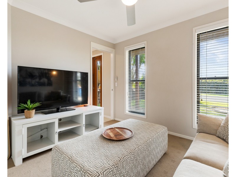 2/51 Cummings Crescent, Cumbalum NSW 2478