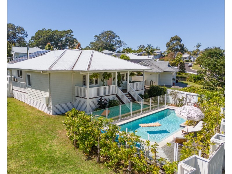 21 Palm-Lily Crescent, Bangalow NSW 2479