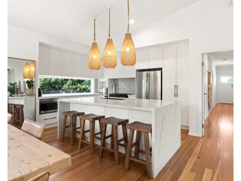 21 Palm-Lily Crescent, Bangalow NSW 2479