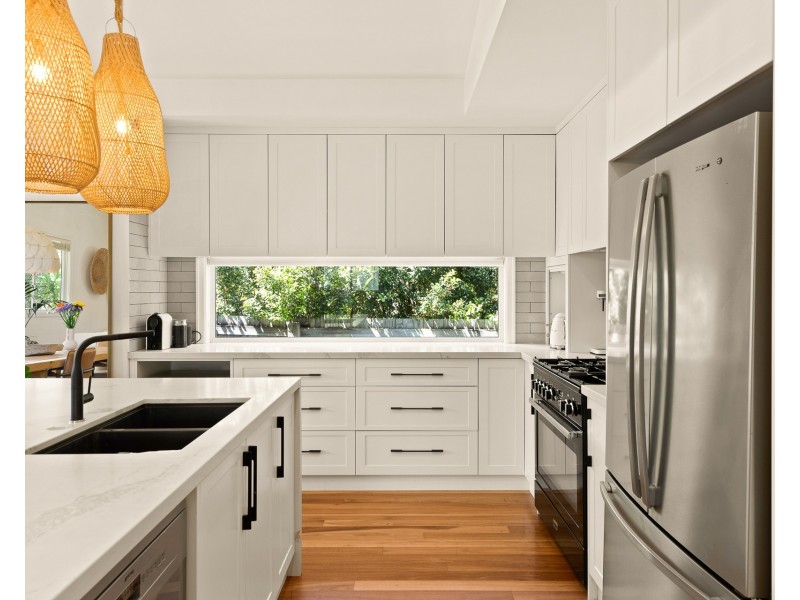 21 Palm-Lily Crescent, Bangalow NSW 2479