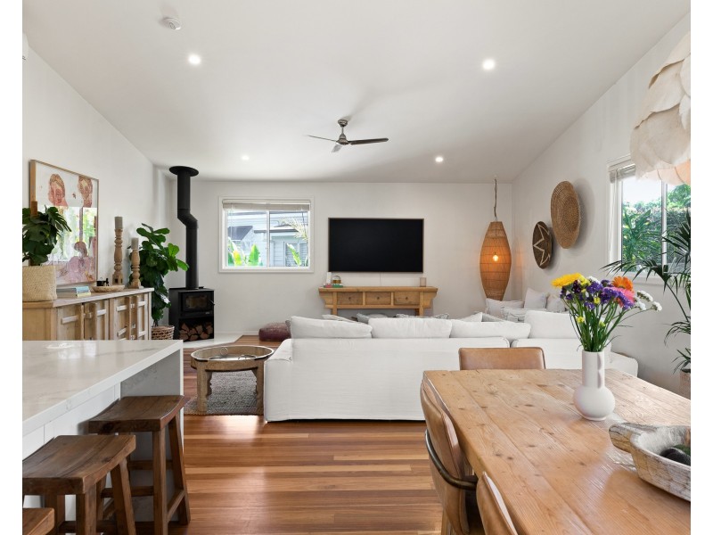 21 Palm-Lily Crescent, Bangalow NSW 2479