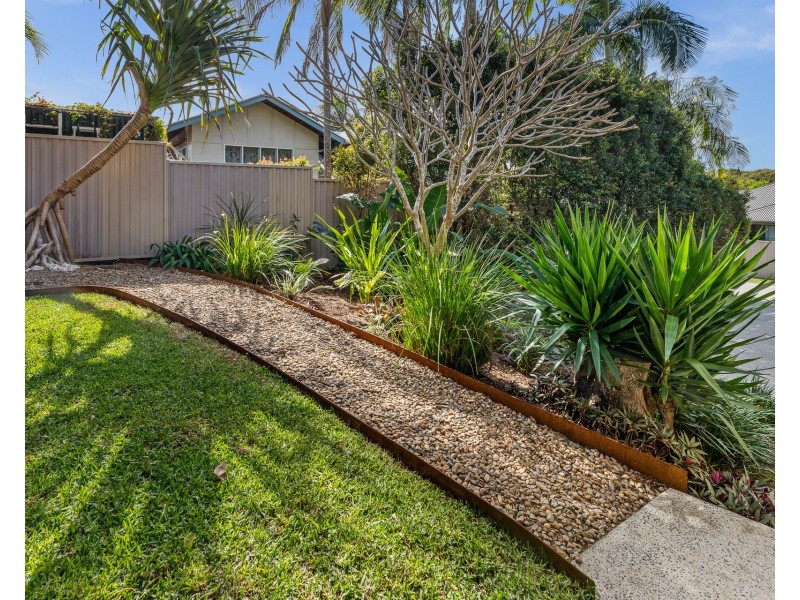 20 Dehnga Place, Suffolk Park NSW 2481