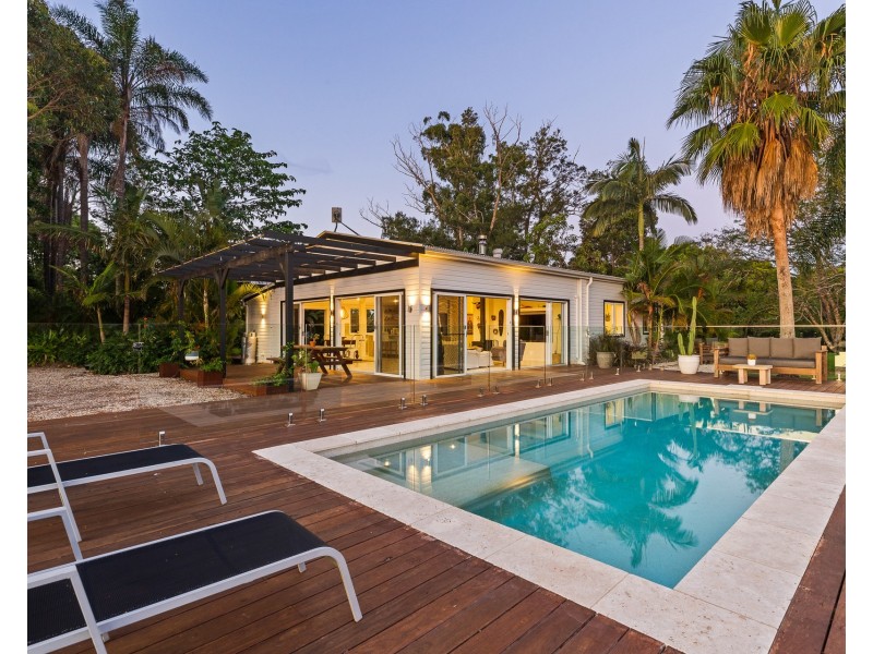 154 Waltons Road, Federal NSW 2480