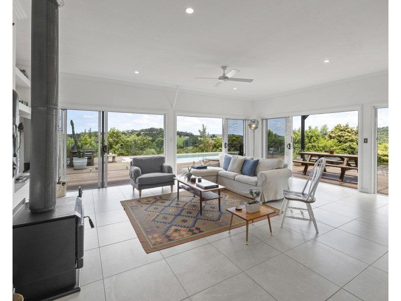 154 Waltons Road, Federal NSW 2480