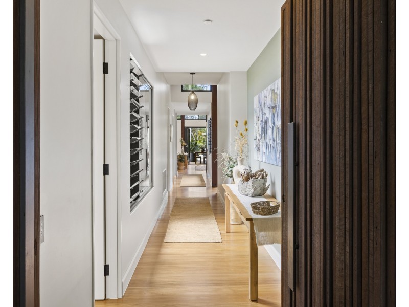 11 Gloria Street, South Golden Beach NSW 2483