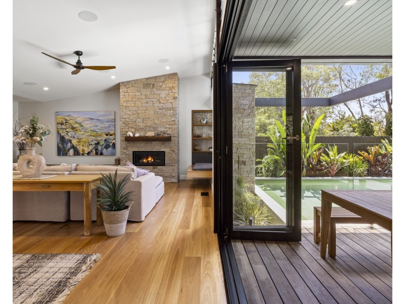 11 Gloria Street, South Golden Beach NSW 2483