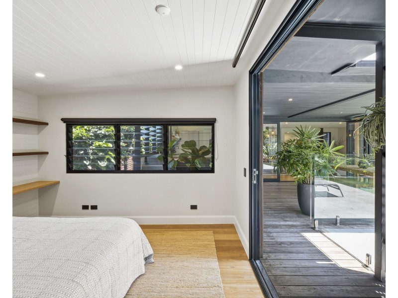 11 Gloria Street, South Golden Beach NSW 2483