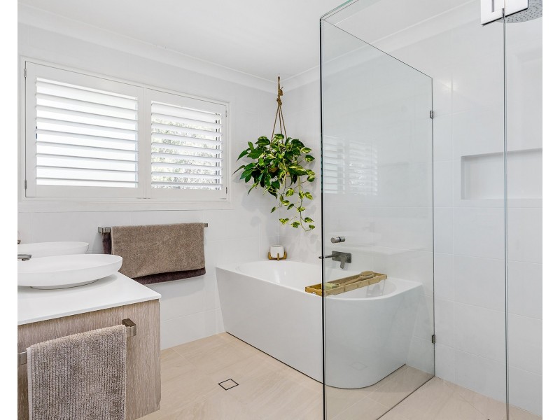 2/1 Pacific Vista Drive, Byron Bay NSW 2481