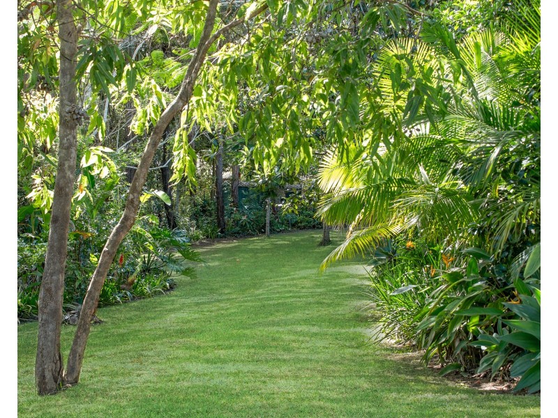 29 Pinegroves Road, Myocum NSW 2481