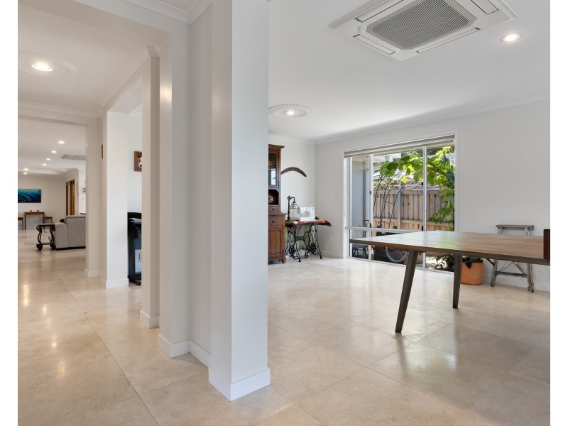77 Beech Drive, Suffolk Park NSW 2481