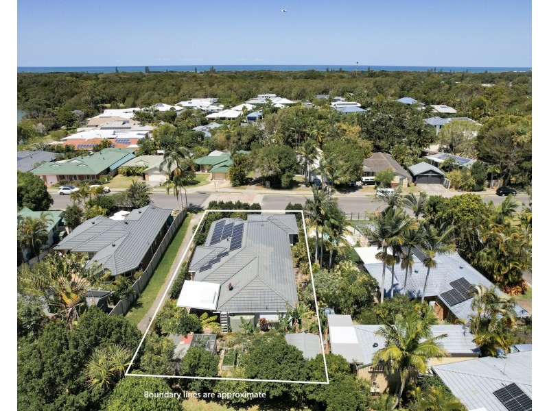 77 Beech Drive, Suffolk Park NSW 2481