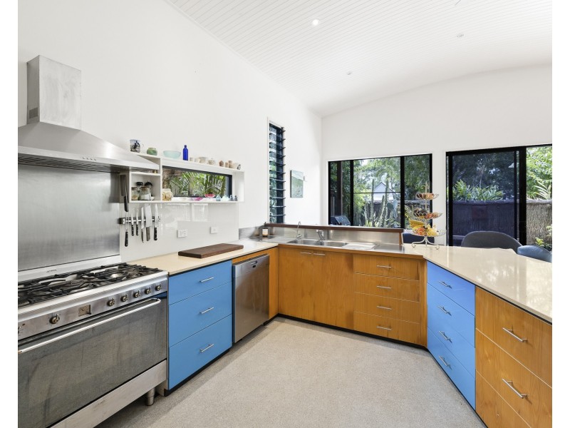 4 Azolla Place, Suffolk Park NSW 2481
