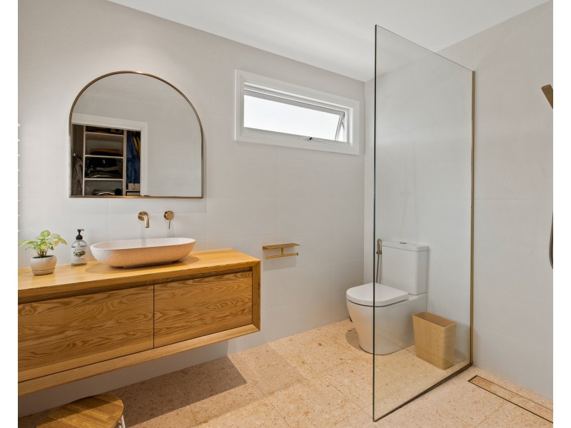 15 Karalauren Court, Lennox Head NSW 2478