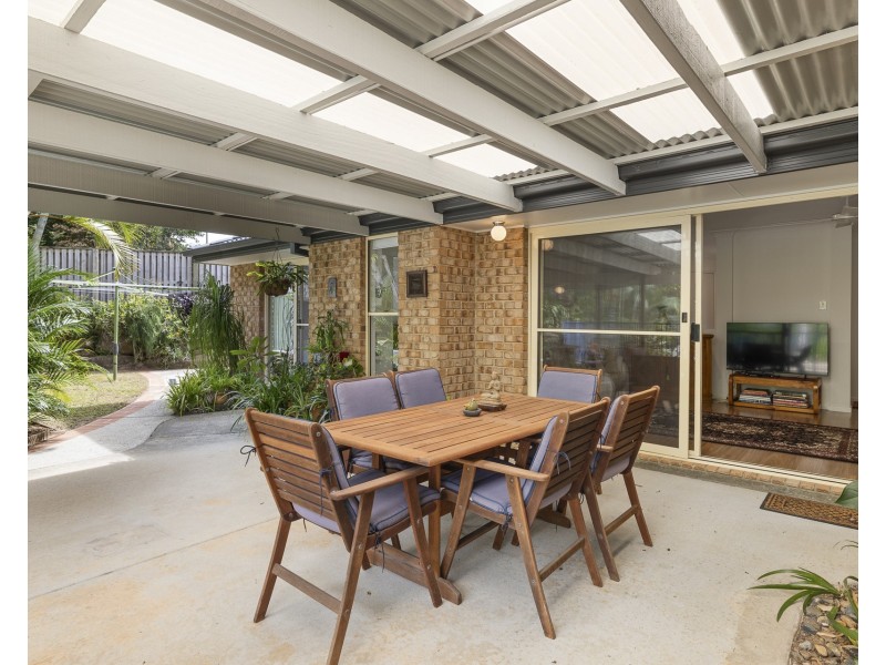 25 Caniaba Crescent, Suffolk Park NSW 2481