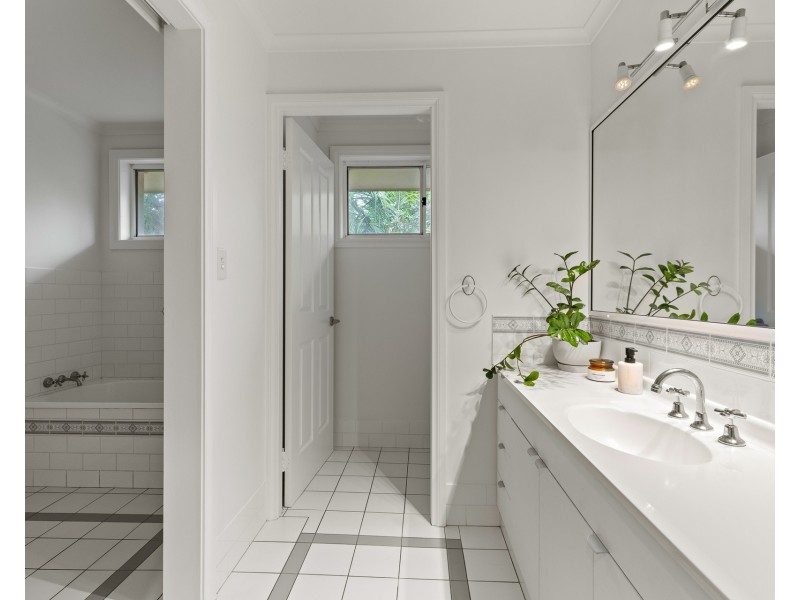 6 Victor Place, Lennox Head NSW 2478