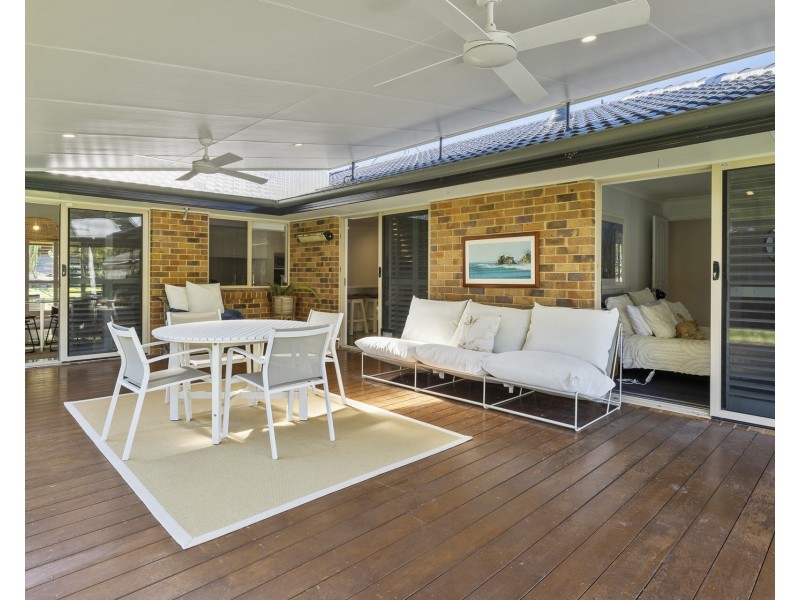 19 Caniaba Crescent, Suffolk Park NSW 2481