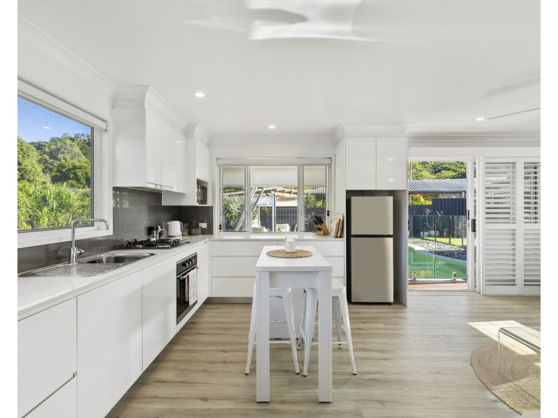 19 Caniaba Crescent, Suffolk Park NSW 2481