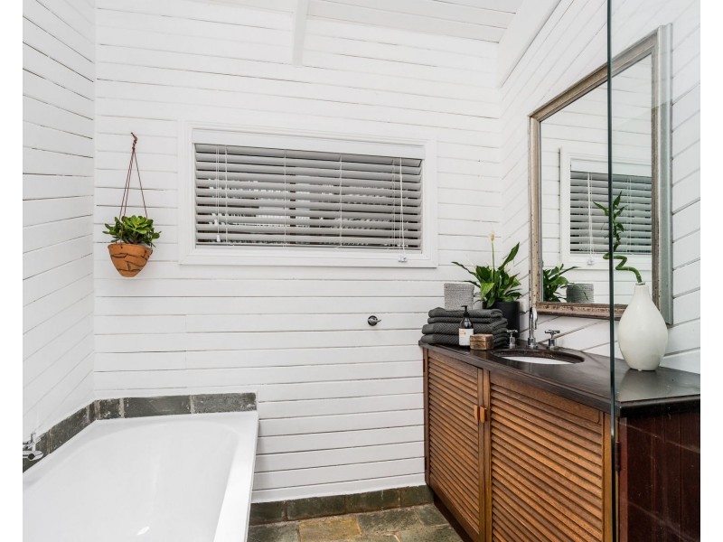 62 Possum Creek Road, Bangalow NSW 2479