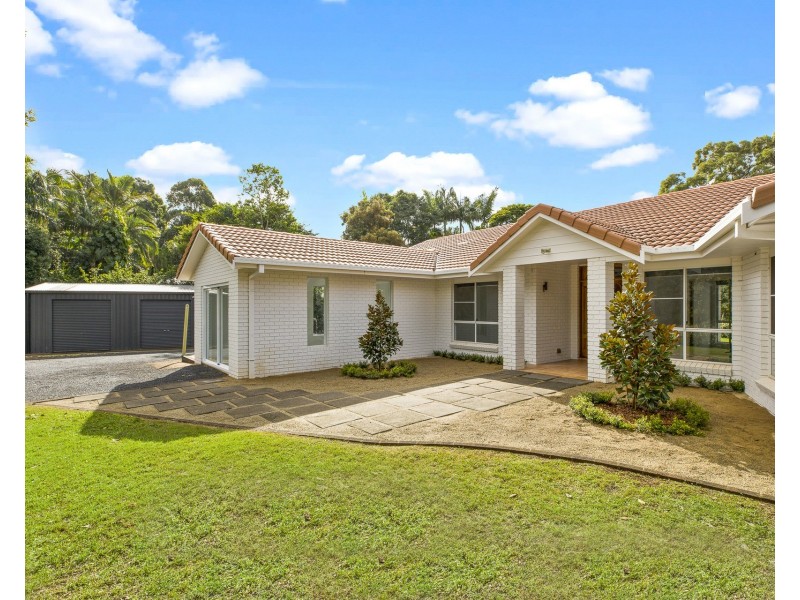 30 Avocado Crescent, Ewingsdale NSW 2481