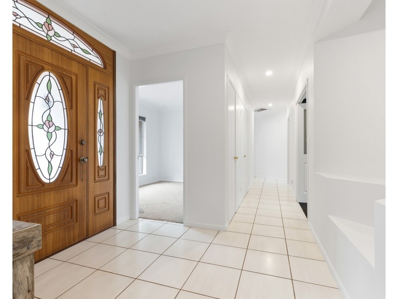 30 Avocado Crescent, Ewingsdale NSW 2481