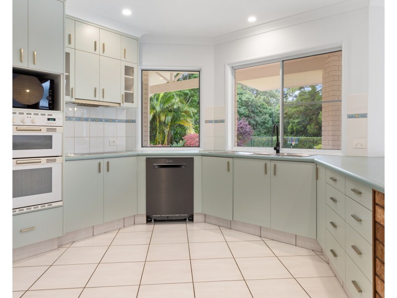 30 Avocado Crescent, Ewingsdale NSW 2481