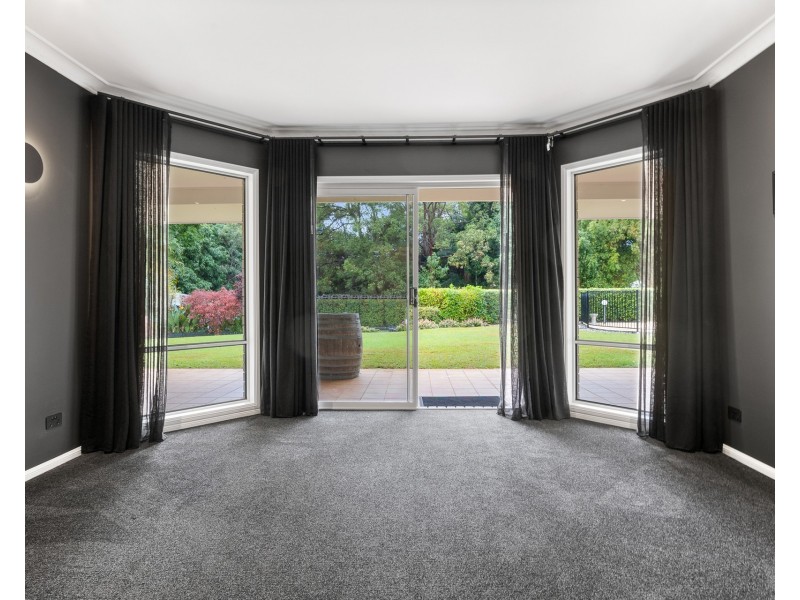 30 Avocado Crescent, Ewingsdale NSW 2481