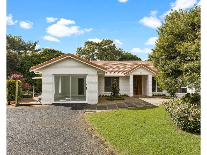 30 Avocado Crescent, Ewingsdale NSW 2481