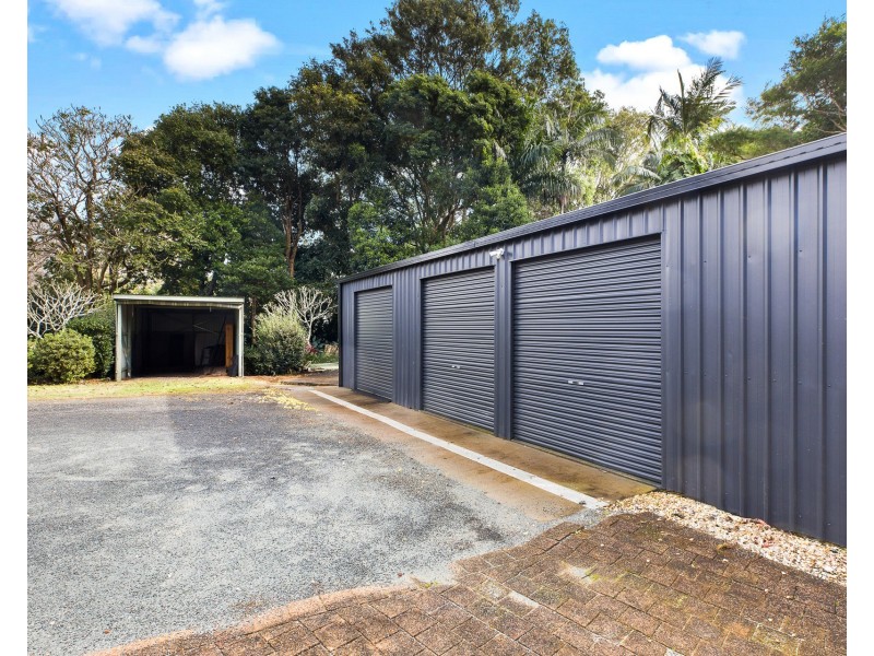 30 Avocado Crescent, Ewingsdale NSW 2481