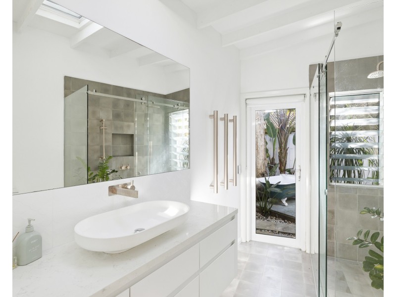 21 Clifford Street, Suffolk Park NSW 2481