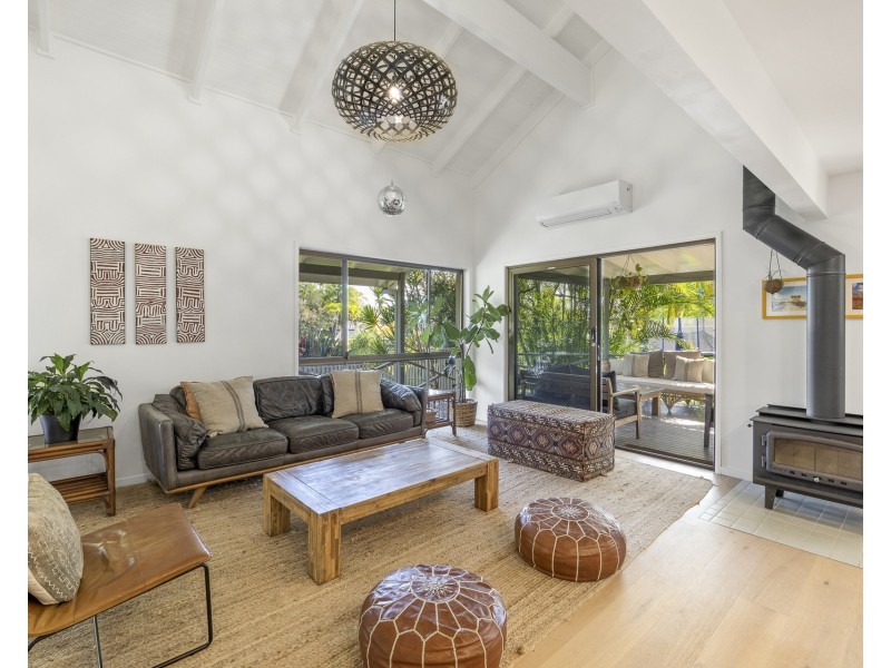 37 Gloria Street, South Golden Beach NSW 2483