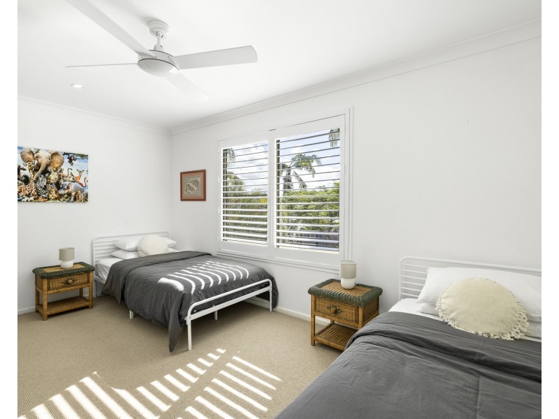 37 Gloria Street, South Golden Beach NSW 2483
