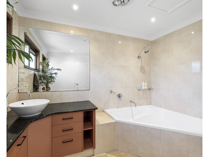 37 Gloria Street, South Golden Beach NSW 2483