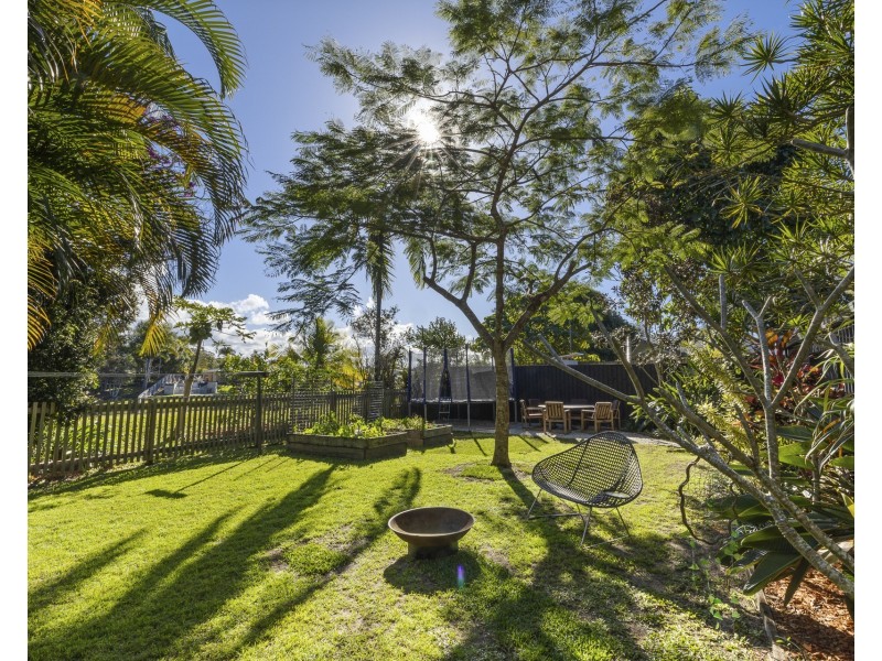 37 Gloria Street, South Golden Beach NSW 2483