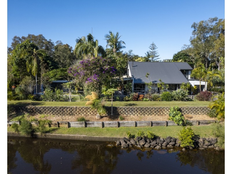 37 Gloria Street, South Golden Beach NSW 2483