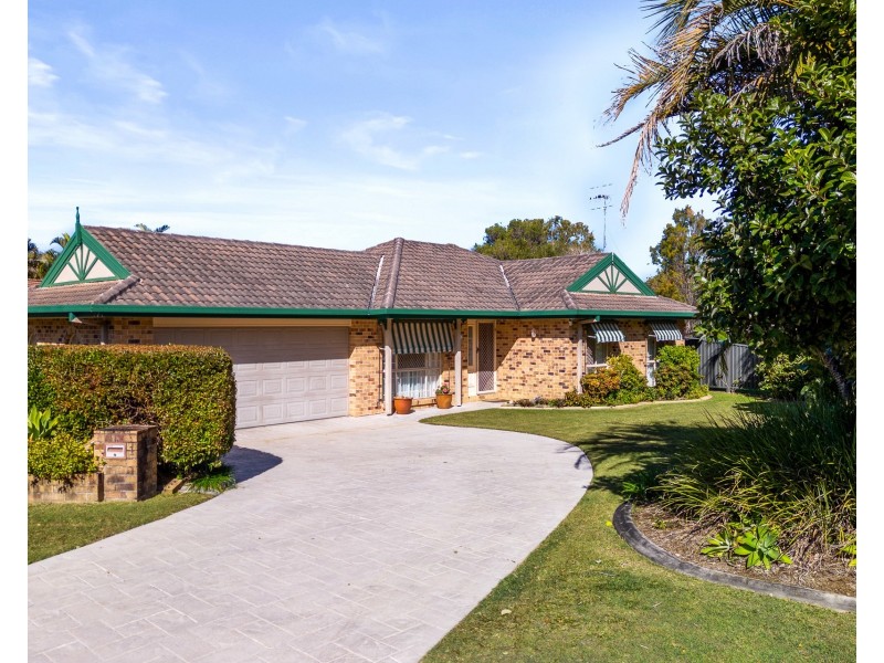 1 Tulipwood Court, Suffolk Park NSW 2481