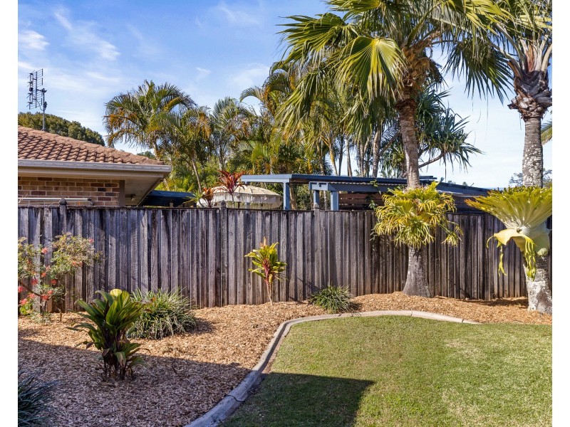 1 Tulipwood Court, Suffolk Park NSW 2481