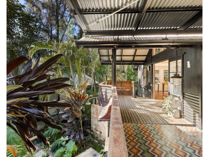 2/1 Canowindra Court, South Golden Beach NSW 2483