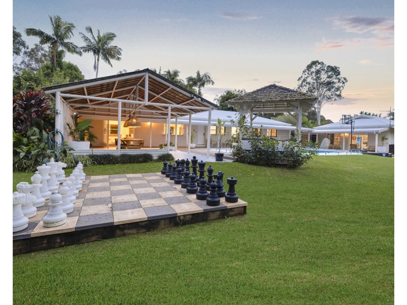 15 Plantation Drive, Ewingsdale NSW 2481