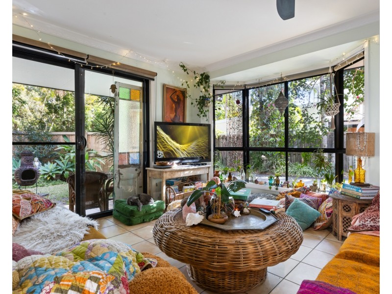 1/6 Sallywattle Drive, Suffolk Park NSW 2481