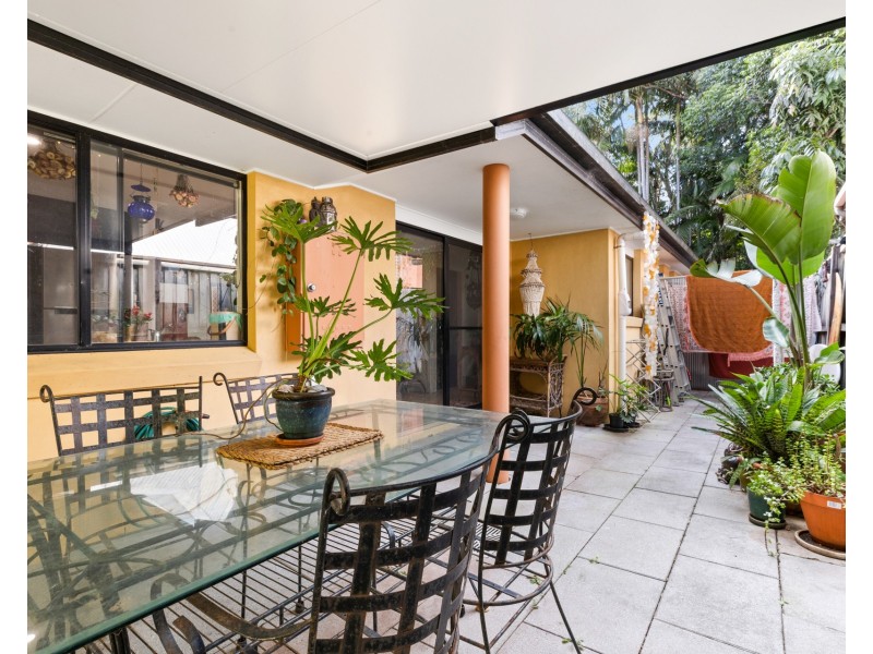 1/6 Sallywattle Drive, Suffolk Park NSW 2481