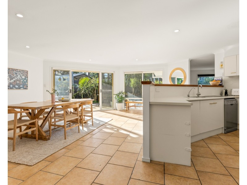 10 Armstrong Street, Suffolk Park NSW 2481