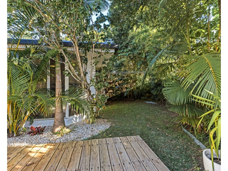 10 Armstrong Street, Suffolk Park NSW 2481