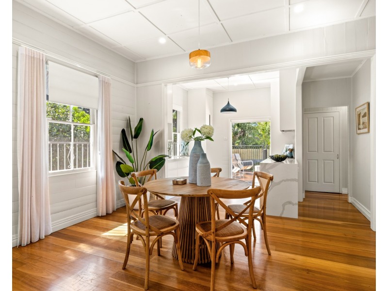 15 Palm-Lily Crescent, Bangalow NSW 2479