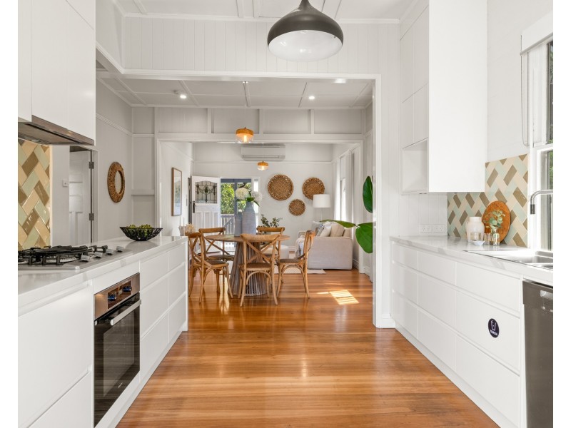 15 Palm-Lily Crescent, Bangalow NSW 2479